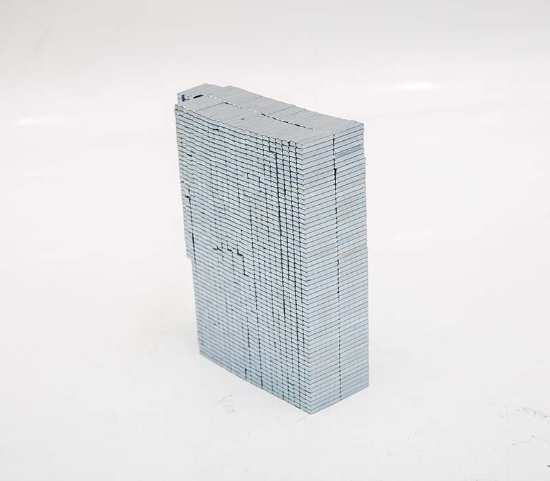 尼勒克15x3x2 方块 镀锌
